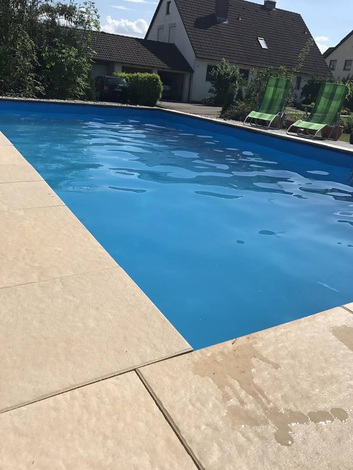 Ferienwohnung für 5 Personen, mit Terrasse und Pool in Theilenhofen