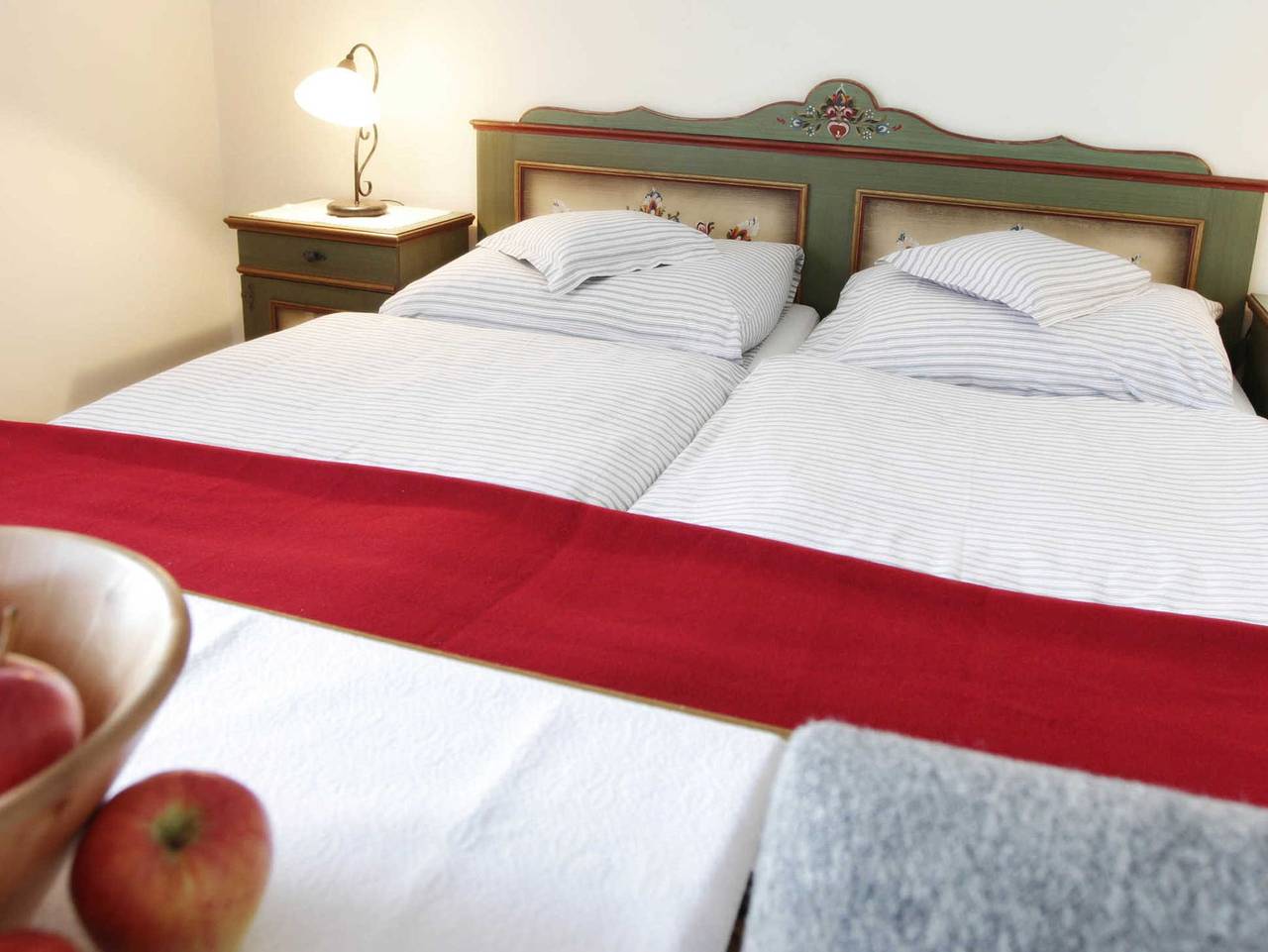 Seegasthof Gamsjaga - Doppelzimmer Terrasse in Salzkammergut-Berge, Sankt Gilgen