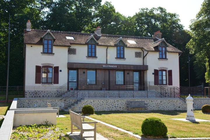 Hôtel pour 2 personnes, avec jardin dans Le Pin-au-Haras