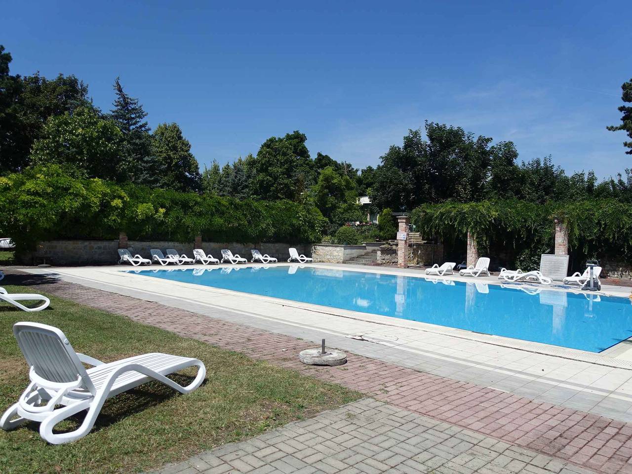 Ganze Ferienwohnung, Ferienwohnung mit Pool und Klimaanlage am Wasser  in Balatonudvari, Balatonfüredi járás