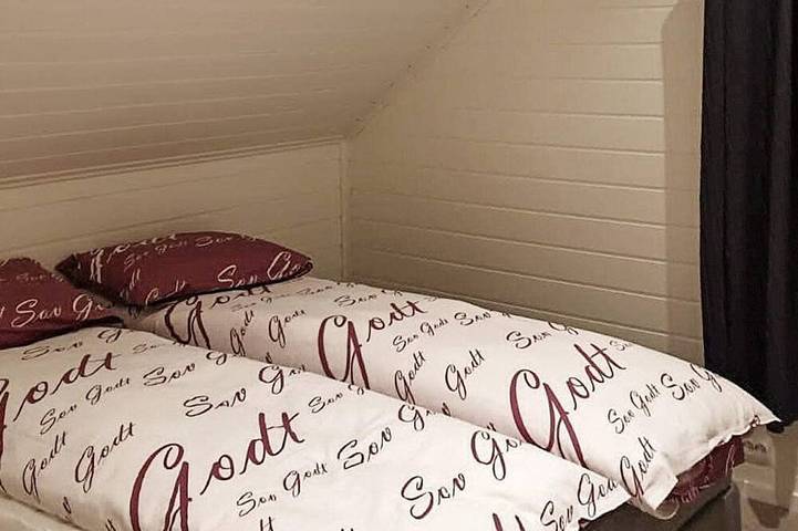 Ferienhaus für 8 Personen, mit Balkon und Garten in Bremanger - 2