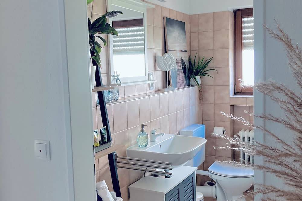 Ganze Wohnung, Ferienwohnung Seebrise ~ Auszeit in ruhiger Lage ~ Bodensee & Schweiz Nähe in Rielasingen-Worblingen, Hegau