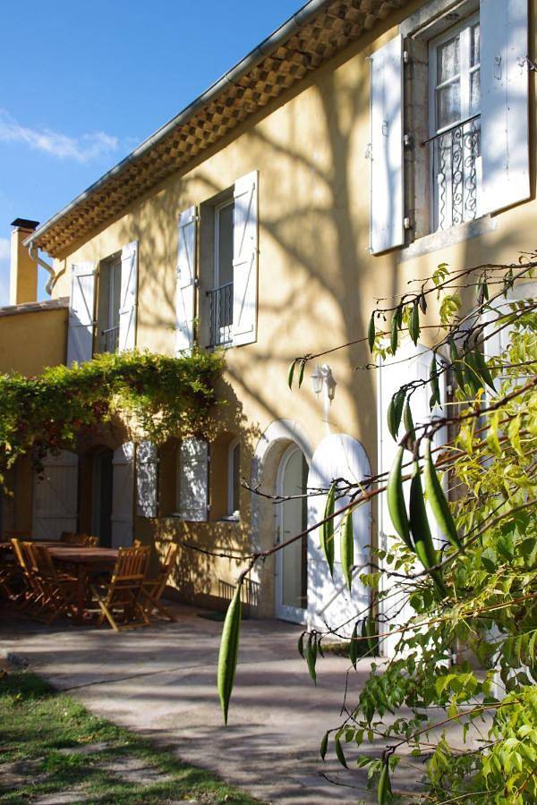 Location de vacances pour 15 personnes, avec vue ainsi que jardin et piscine à Bédarieux - 3