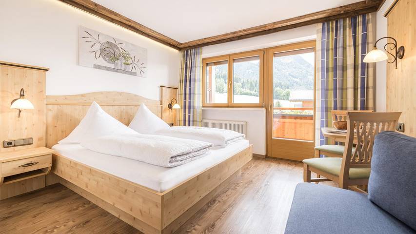 Ferienwohnung für 3 Personen, mit Ausblick und Garten sowie Balkon, kinderfreundlich - 1
