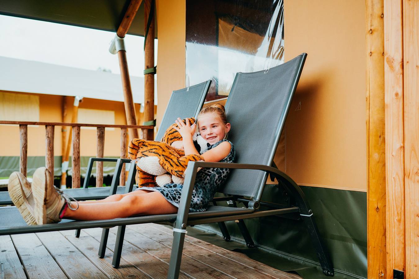 Vakantiepark Sallandshoeve — Luxus Safarizelt am Wasser für 6 Personen in Sallandse Heuvelrug