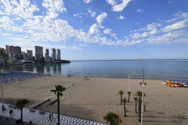 Ferienwohnung für 4 Personen, mit Meerblick und Balkon sowie Terrasse in Benidorm - 2