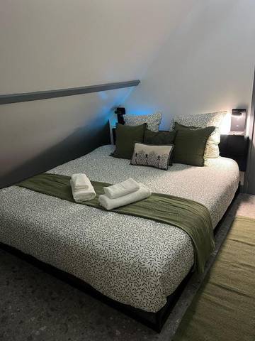 Gîte pour 2 personnes, avec jacuzzi, animaux acceptés à La Chapelle-Saint-Mesmin