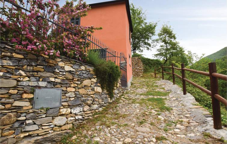 Ferienhaus für 4 Personen, mit Terrasse, mit Haustier in Imperia Provinz - 3