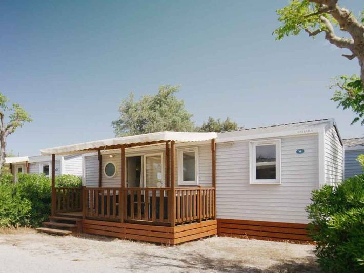 Camping para 6 personas, con terraza y piscina en La Ametlla de Mar