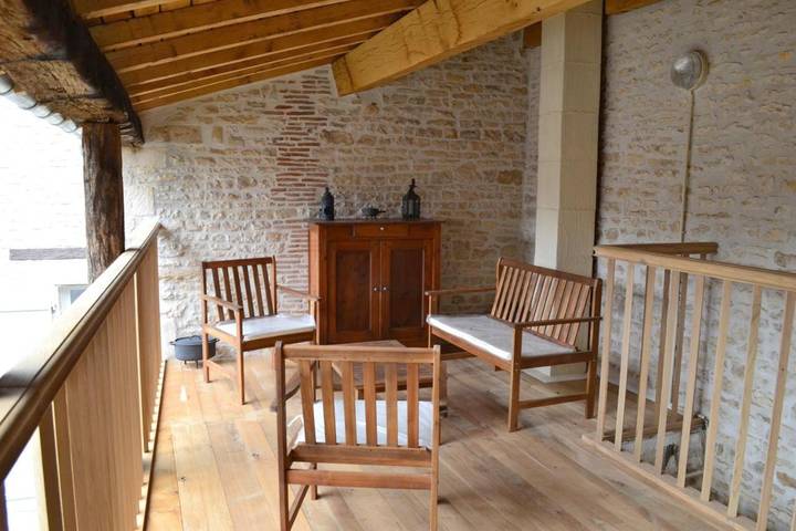 Location de vacances pour 6 personnes, avec vue et jardin à Verteuil-sur-Charente - 3