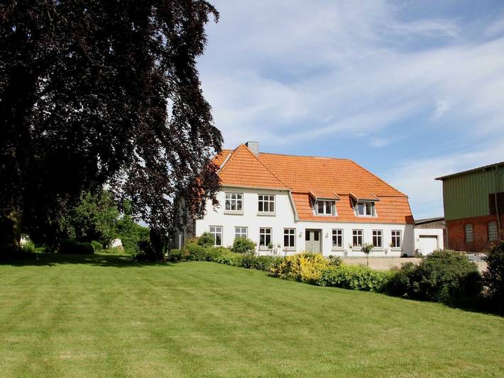 Ferienhaus für 21 Personen, mit Garten und Terrasse in Geltinger Bucht - 2