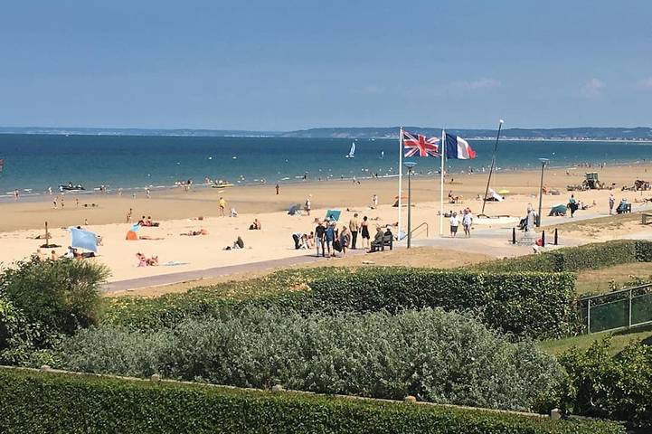 Location de vacances pour 6 personnes, avec jardin à Hermanville-sur-Mer