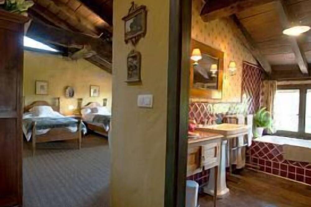 Casa rural (alquiler íntegro) Caserio Otalora para 15 personas in Yurreta, Vizcaya