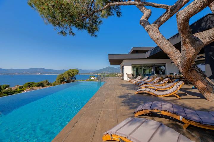 Location de vacances pour 16 personnes, avec piscine ainsi que jardin et terrasse, adapté aux familles dans Porticcio - 3