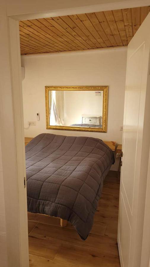 Appartement de vacances pour 3 personnes, avec terrasse ainsi que vue et jardin, animaux acceptés