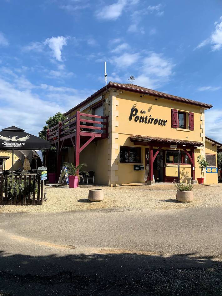 Mobil home pour 3 personnes, avec piscine et terrasse à Limeuil - 3