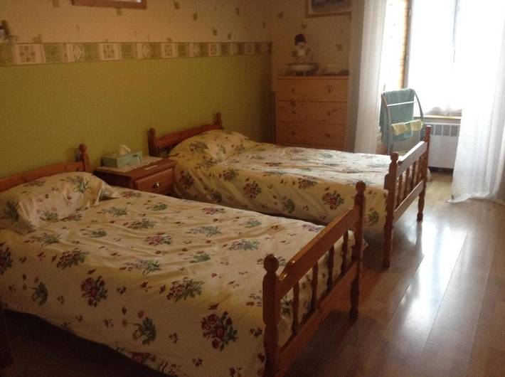 Location de vacances pour 2 personnes, avec jardin et terrasse, adapté aux familles dans Le Mené - 3