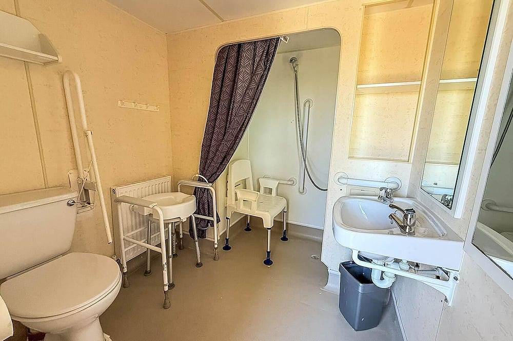 Wheelchair friendly caravan for hire Norfolk near the beach in Hunstanton, Norfolk Coast