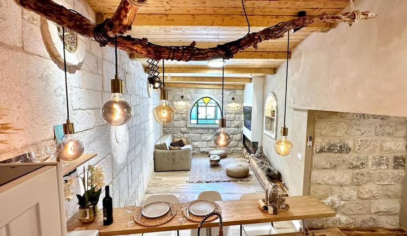 Chambre d’hôte pour 6 personnes, avec vue et terrasse, animaux acceptés