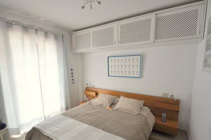 Ferienwohnung für 3 Personen, mit Balkon und Garten in La Caleta de Interián - 2