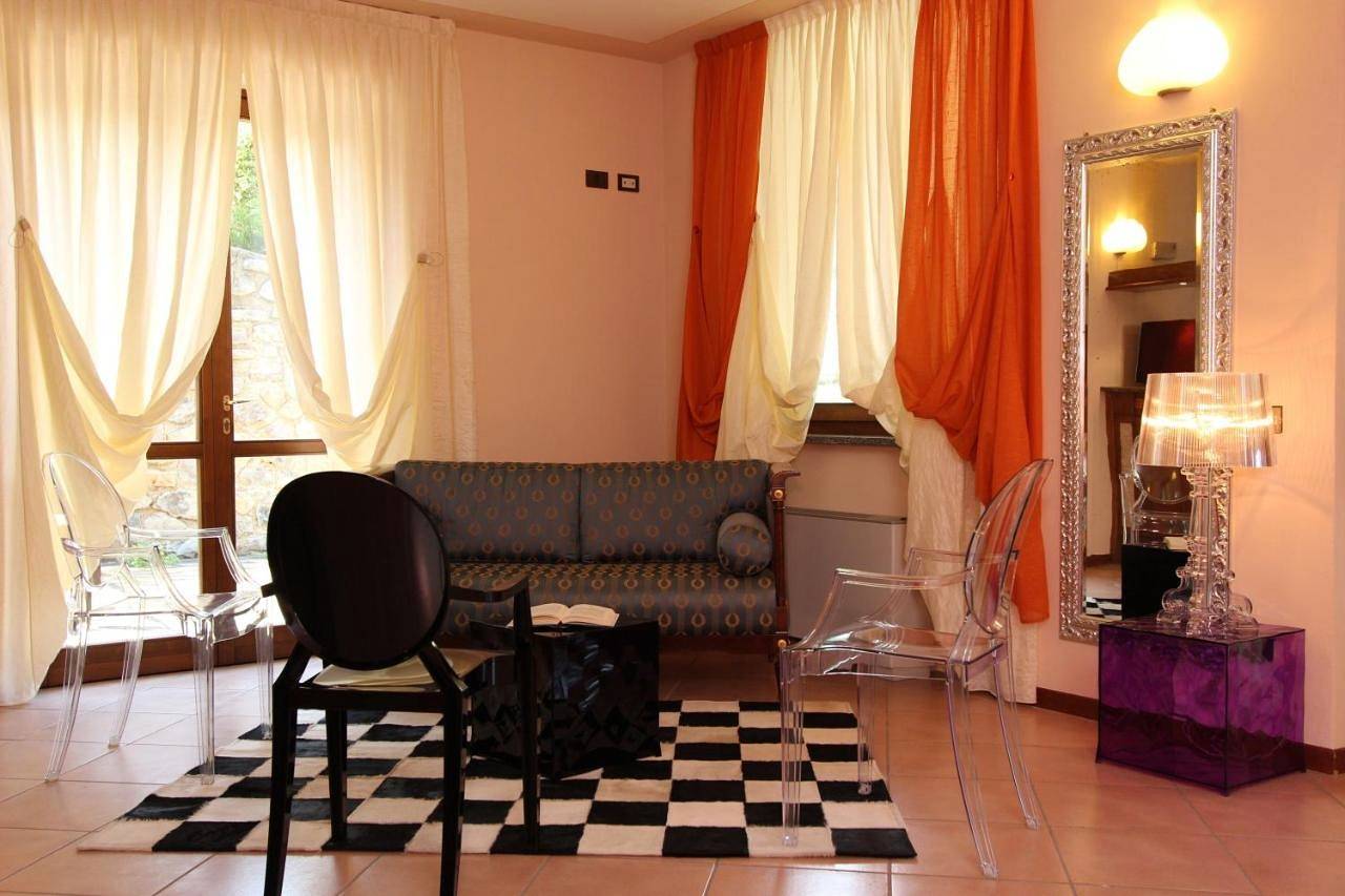 Hotel Garnì Al Poggio in Tignale, Gardasee-Berge