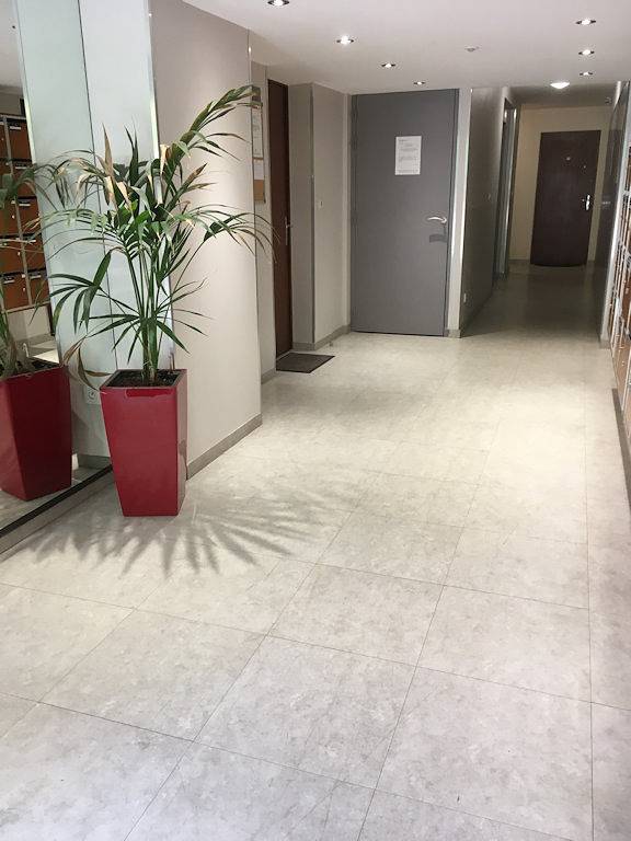 Studio pour 2 personnes, avec balcon et piscine, animaux acceptés en Savoie - 2