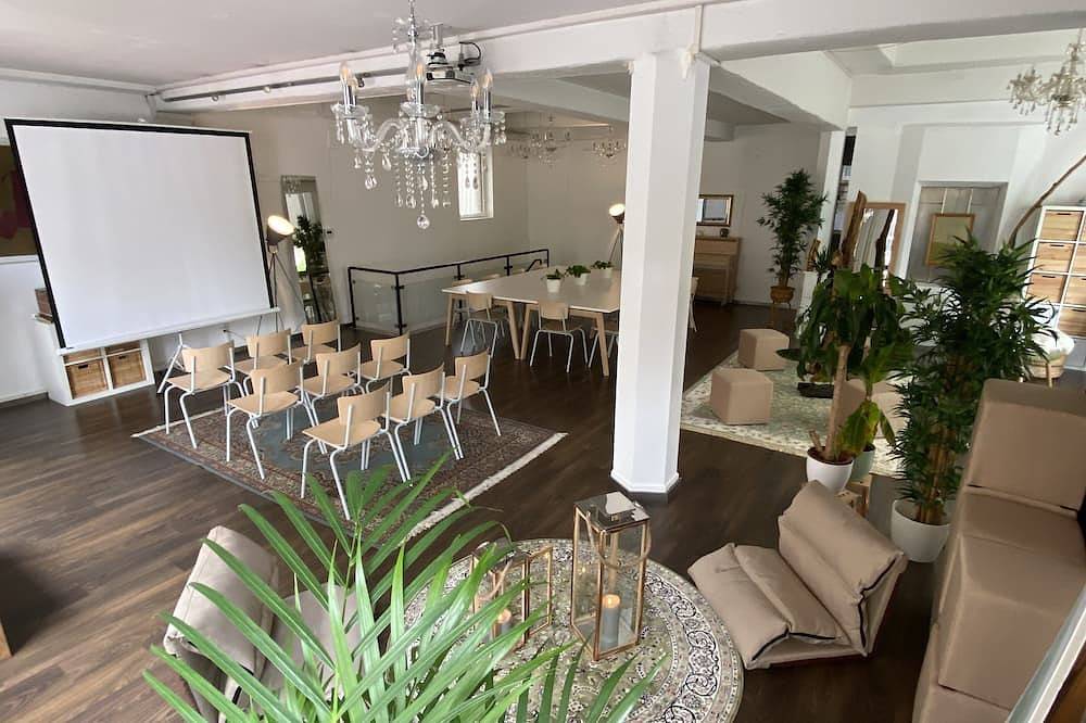 Ganze Wohnung, Superschönes 220-Quadratmeter Studio in Stgt. West/Mitte in Stuttgart, Stuttgart Region