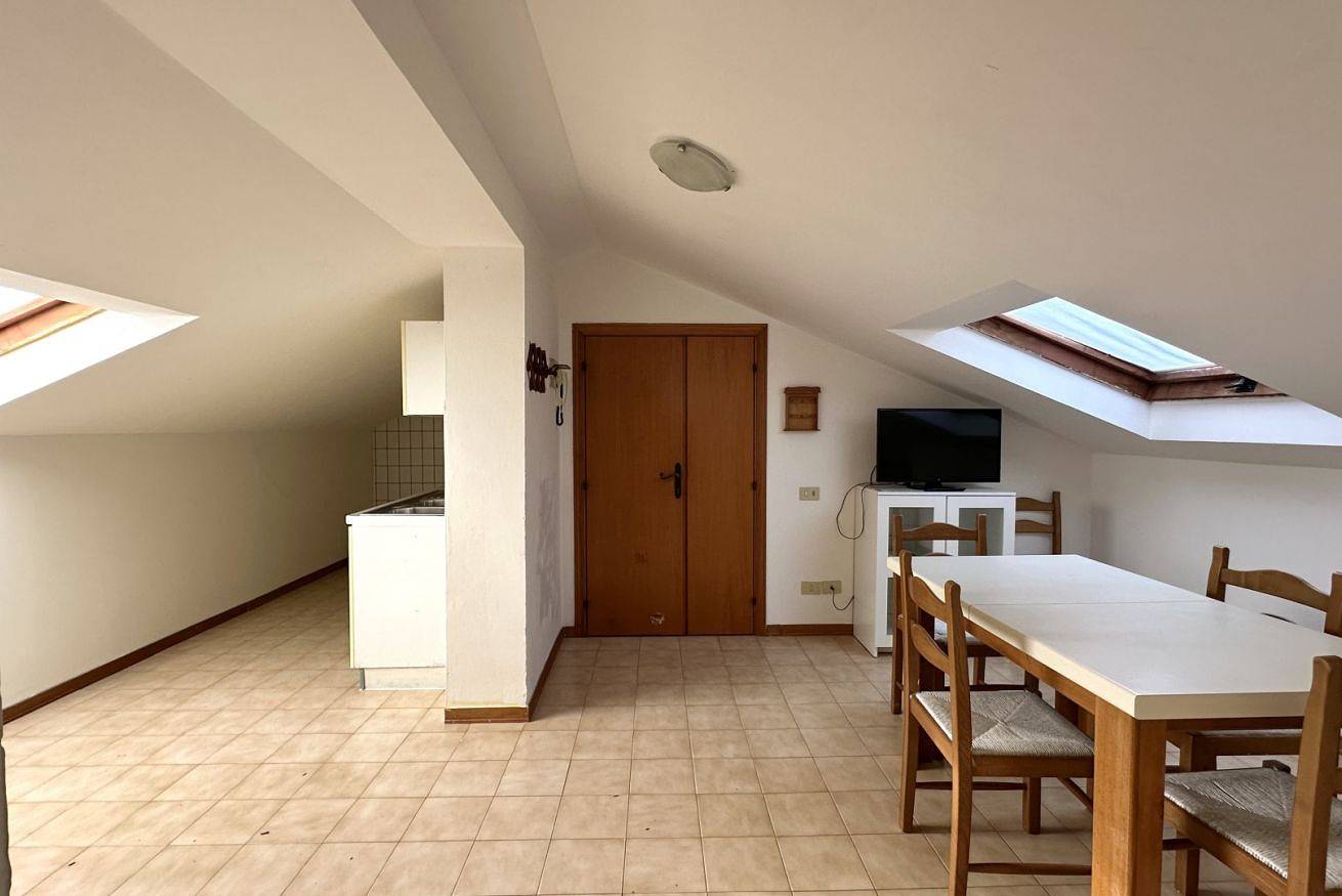 Entire apartment, M249 - Marcelli, comfortable attic facing the sea in Marcelli, Riviera del Conero