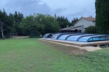 Cottage pour 6 personnes, avec jardin et balcon à Marguerittes