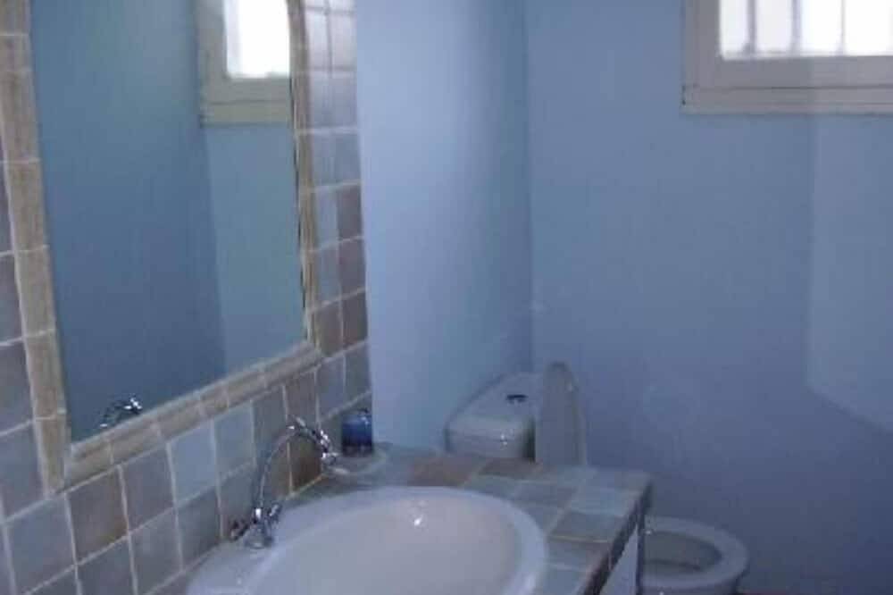 Maison avec jardin, entre mer et montagne in Cagnano, Cap Corse