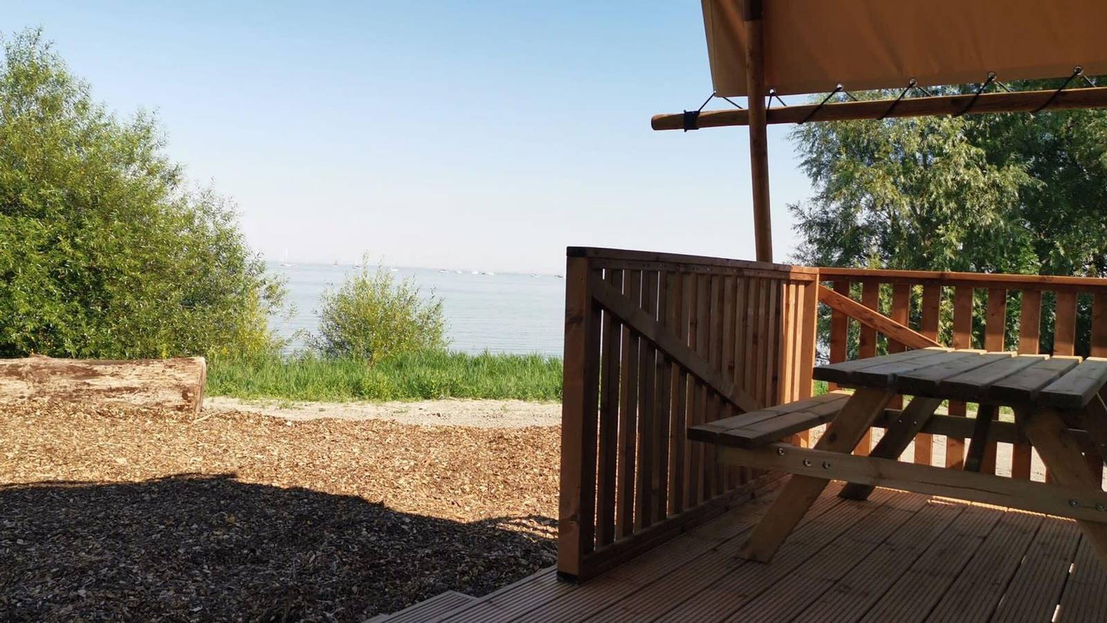 Europarcs Enkhuizer Strand — Lodgetent 5 in Enkhuizen, Ijsselmeer