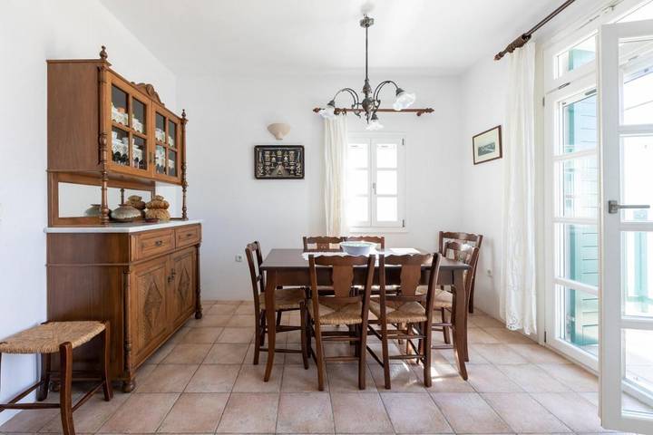 Gîte pour 4 personnes, avec vue et balcon dans Píso Livádi - 3