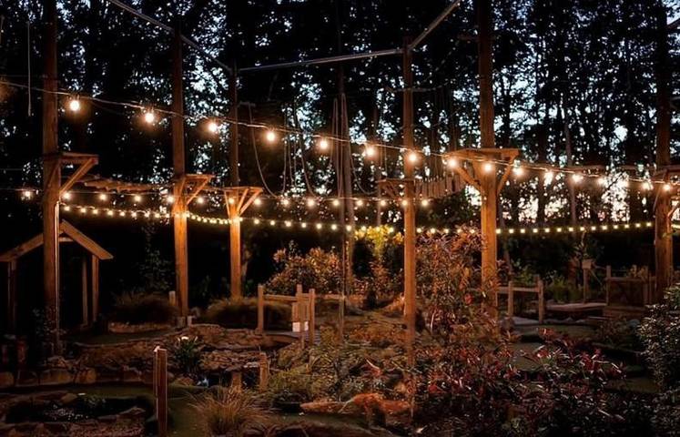 Hôtel pour 2 personnes, avec jacuzzi et jardin ainsi que piscine et sauna, animaux acceptés à Corby - 2