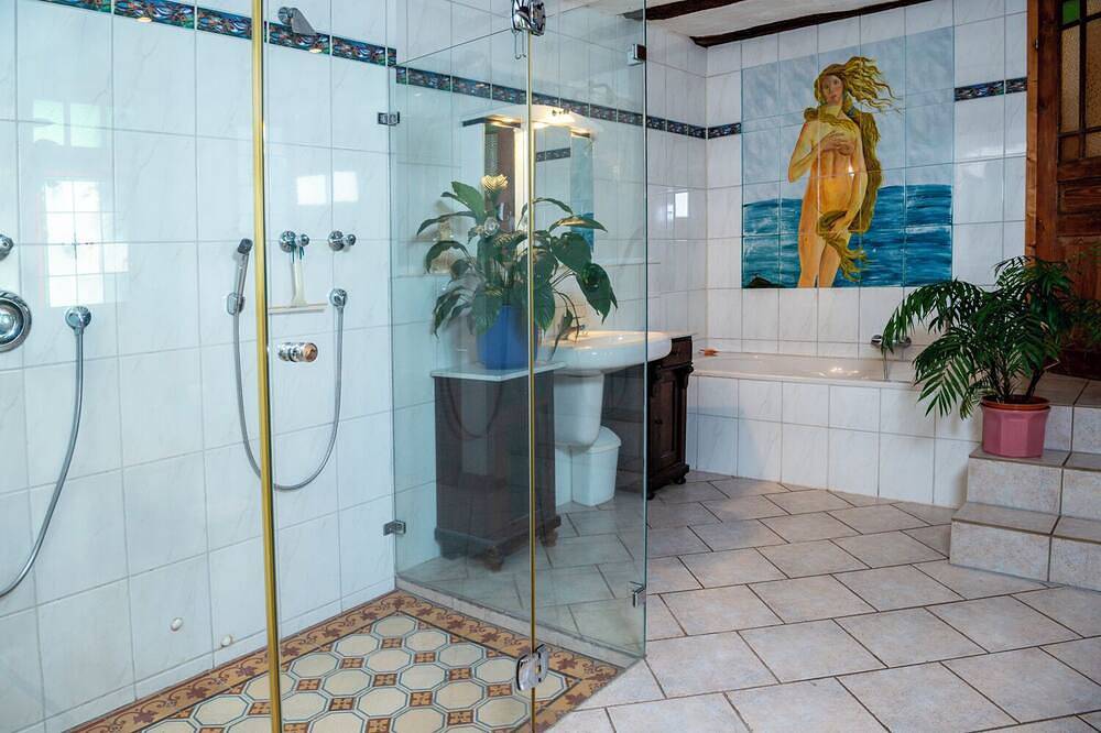 Komfortables Ferienhaus im ital. Landhausstil (Nichtraucherhaus), Wlan in Annweiler, Trifelsland