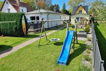 Ferienhaus für 4 Personen, mit Garten und Balkon in Barth