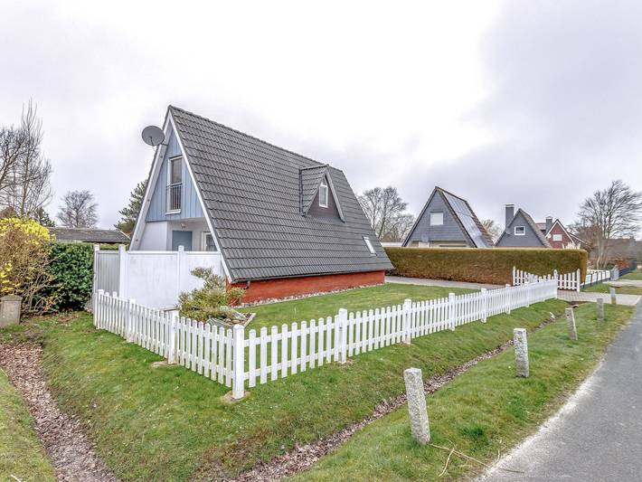 Ferienhaus für 4 Personen, mit Terrasse und Garten
