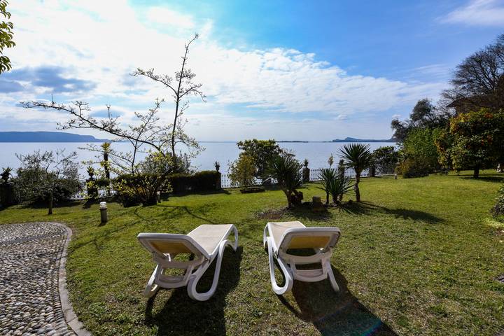 Villa für 6 Personen, mit Garten und Balkon am Gardasee - 2
