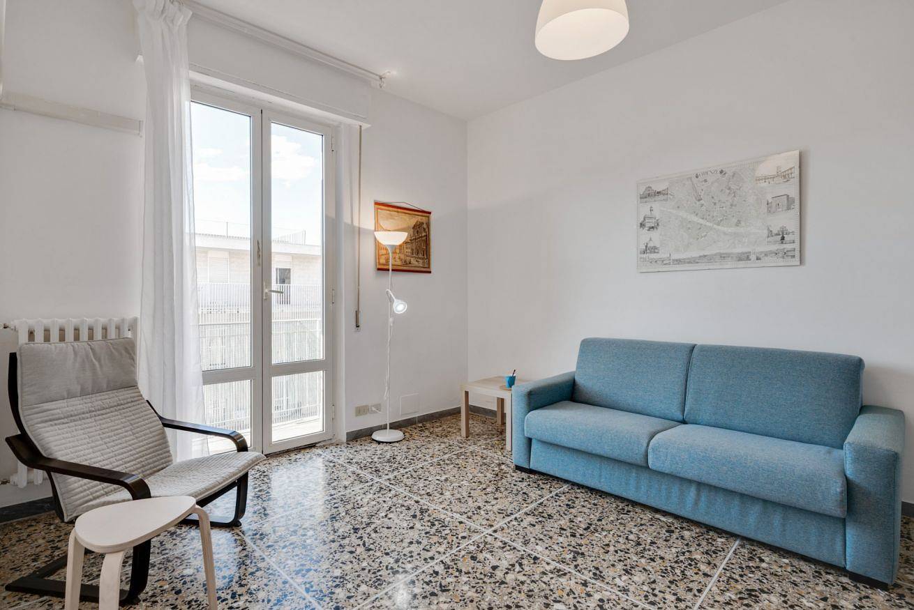 Ganze Wohnung, Lulli Cozy Apartment with Balcony in Florence city center, Florenz