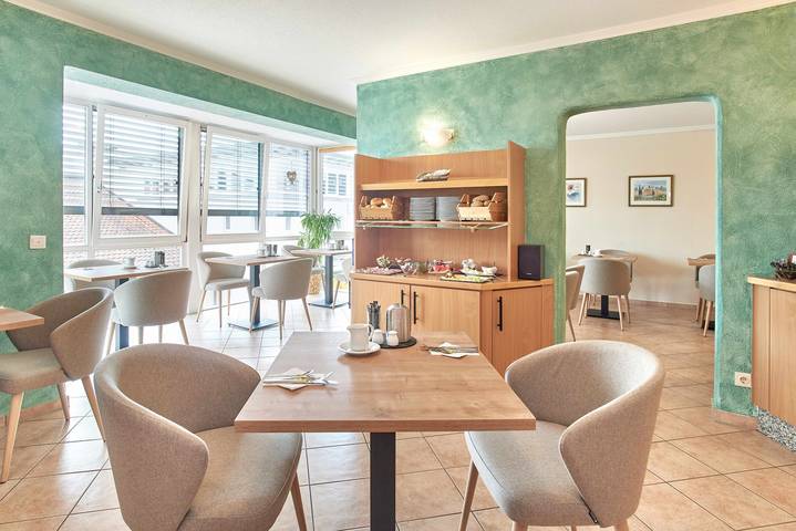 Hotel, mit Balkon und Balkon/Terrasse