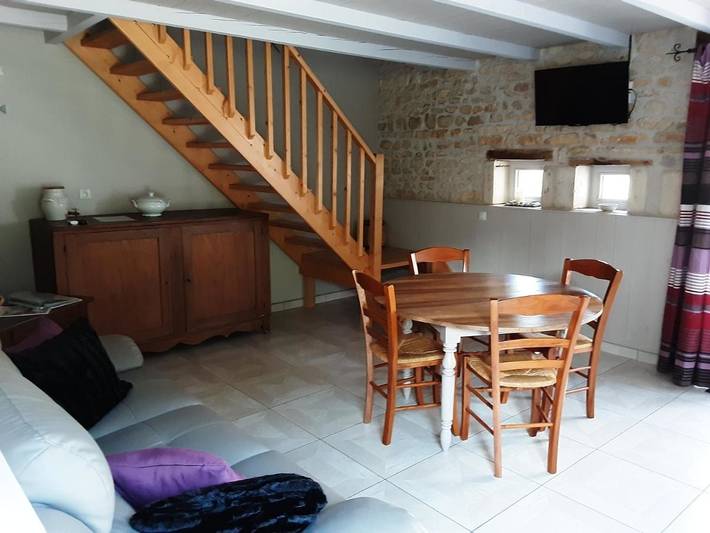 Location de vacances pour 5 personnes, avec vue et jardin, animaux acceptés à Thaims - 3