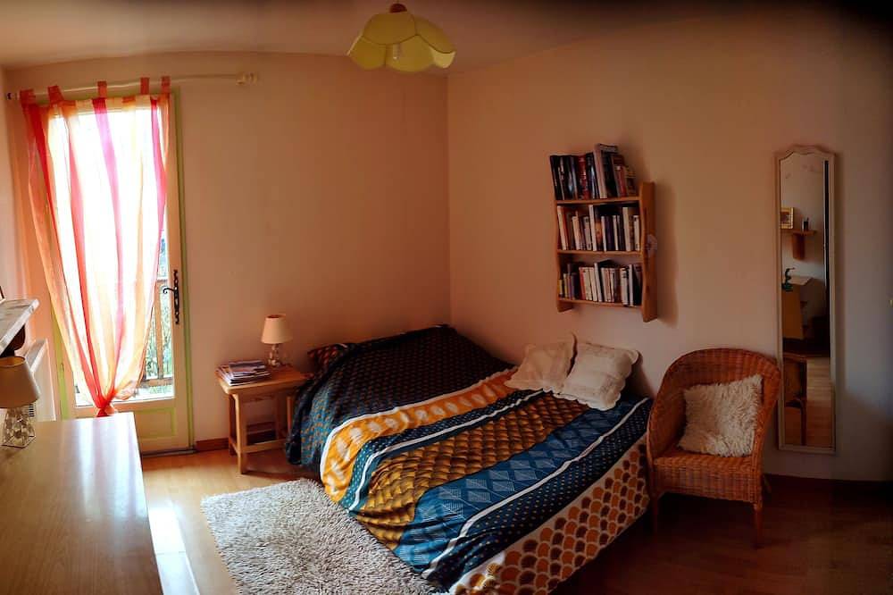 Maison Individuelle Dans Lotissement Calme. Pour 5 Personnes 3 Chambres 110m in Châteauroux-les-Alpes, Nationalpark Écrins