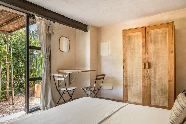 Estudio entero, Casa rural 'Sa Caseta Mallorca Studio' con vistas a la montaña, piscina y Wi-Fi compartidos in Algaida, Interior de Mallorca