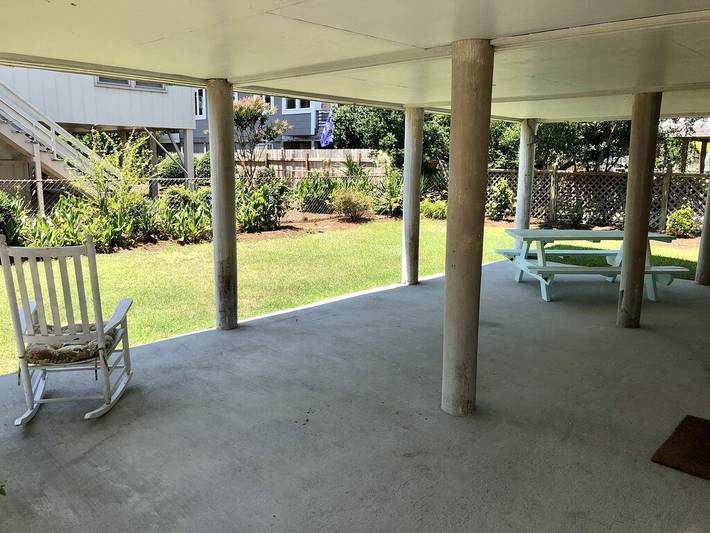 Vacation rental for 6 people, with yard and balcony in Wrightsville Beach