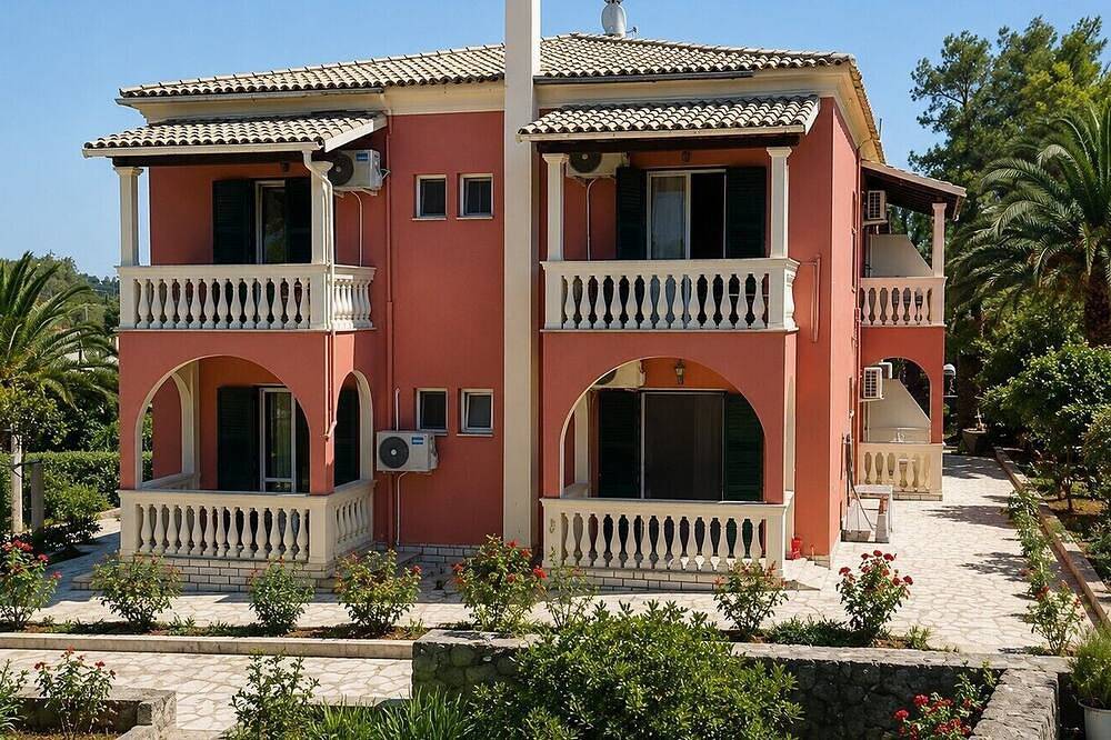Comfy Studio in Gouvia – Balcony & Pool Access (Studio 1) in Corfu