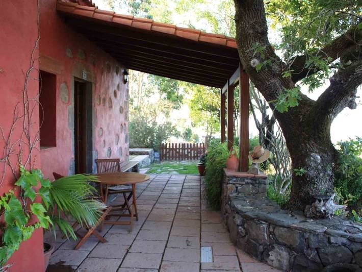 Casa rural para 3 personas, con piscina y jardín, Se admiten mascotas en Santa María de Guía de Gran Canaria - 4