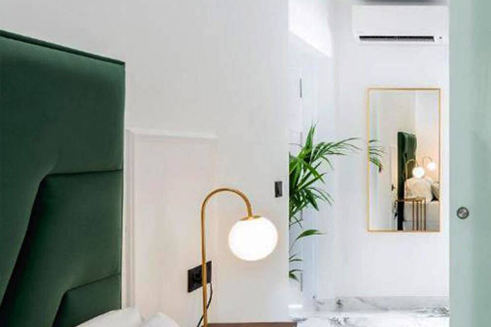 Ganze Wohnung, Beautiful suite to enjoy as a couple or group in the mountains of Andújar. in Andújar, Jaén Provinz