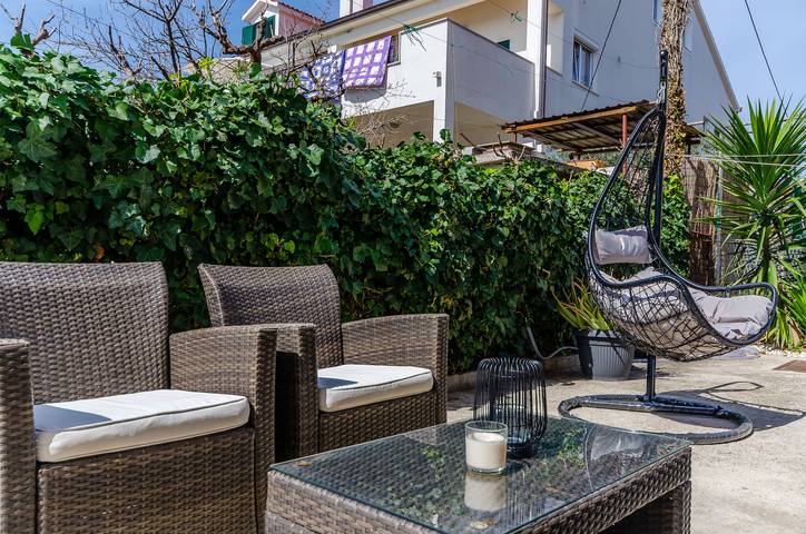 Apartamento entero, Apartamento de vacaciones para 4 personas con jardín in Gradska plaža (Trogir), Trogir