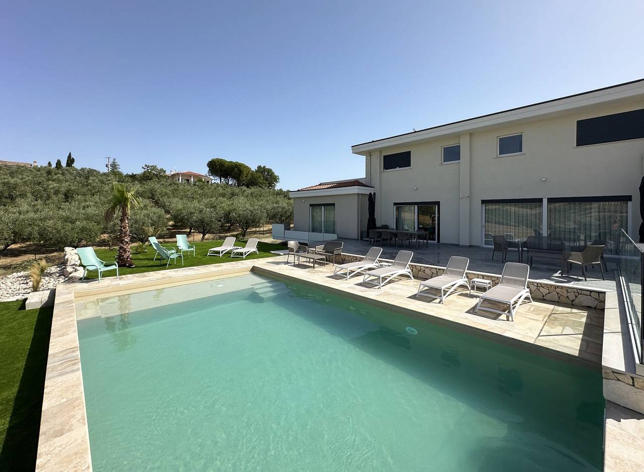 Villa Annely in Vasto in Chieti Province