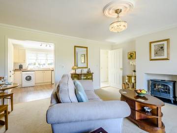 Log Cabin for 2 People in Hemsby, Newport (Norfolk), Photo 3