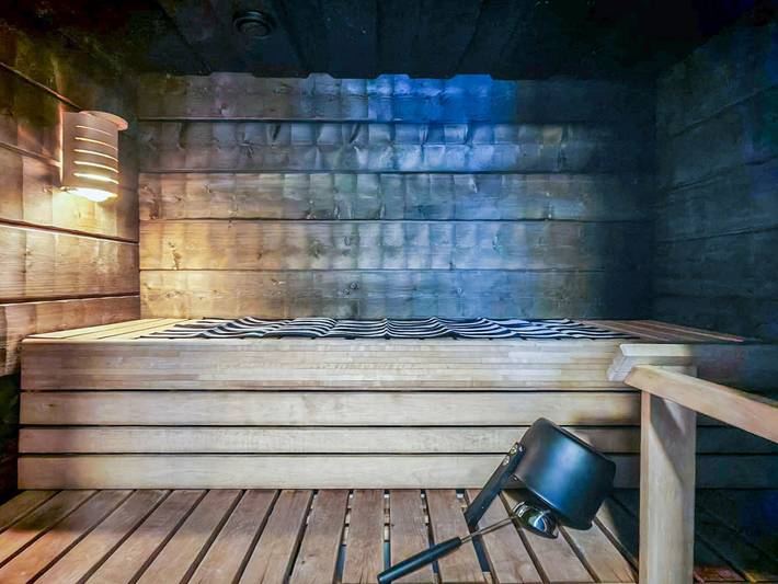 Ganze Wohnung, Parashimos b in Himos, Jämsä